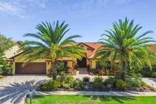 9805 Compass Point Way, Tampa, FL 33615 - Photo 2