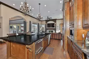 9805 Compass Point Way, Tampa, FL 33615 - Photo 24