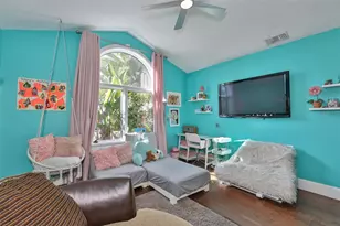 9805 Compass Point Way, Tampa, FL 33615 - Photo 52