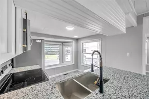 4851 W Gandy Blvd, Tampa, FL 33611 - Photo 4