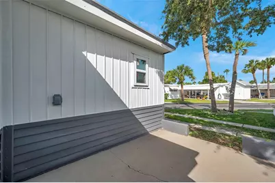 4851 W Gandy Boulevard #B6-L27, Tampa, FL 33611 - Photo 44