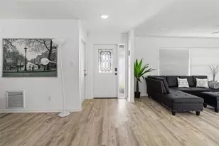 5809 Imperial Key, Tampa, FL 33615 - Photo 6