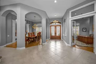 8871 Silverthorn Rd, Seminole, FL 33777 - Photo 18