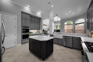 8871 Silverthorn Rd, Seminole, FL 33777 - Photo 36