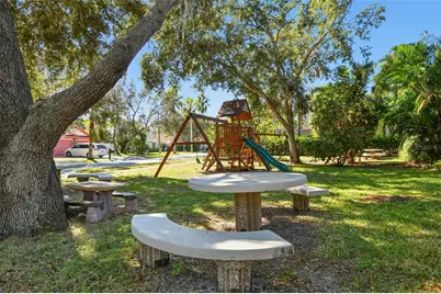 1828 Longview Lane, Tarpon Springs, FL 34689 - Photo 76