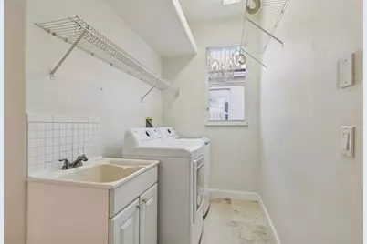 1828 Longview Lane, Tarpon Springs, FL 34689 - Photo 54