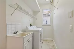 1828 Longview Ln, Tarpon Springs, FL 34689 - Photo 54