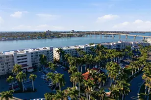 6085 Bahia Del Mar Cir, Saint Petersburg, FL 33715 - Photo 48