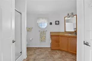 37526 Rio Ln, Zephyrhills, FL 33541 - Photo 36