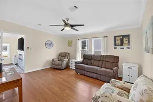 37526 Rio Ln, Zephyrhills, FL 33541 - Photo 14