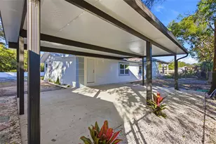 2305 E 148th Ave, Lutz, FL 33549 - Photo 6