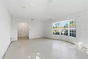 2310 Harrison Dr, Dunedin, FL 34698 - Photo 10