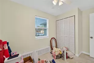 1933 10th St S, Saint Petersburg, FL 33705 - Photo 60