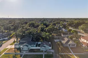 1933 10th St S, Saint Petersburg, FL 33705 - Photo 68