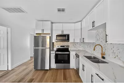 1933 10th Street S, Saint Petersburg, FL 33705 - Photo 12