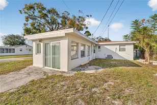 2350 38th Ave N, Saint Petersburg, FL 33713 - Photo 2