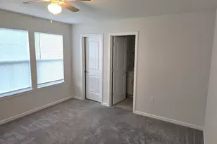 36851 Highland Mdws Ct, Zephyrhills, FL 33542 - Photo 16