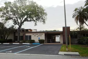 9940 47th Ave N, Saint Petersburg, FL 33708 - Photo 4