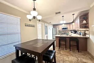 14622 Pinecrest Dr, Largo, FL 33774 - Photo 10