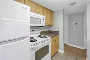 3710 41st Way S, Saint Petersburg, FL 33711 - Photo 12