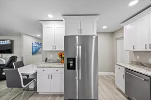 1227 Sedeeva Cir S, Clearwater, FL 33755 - Photo 10