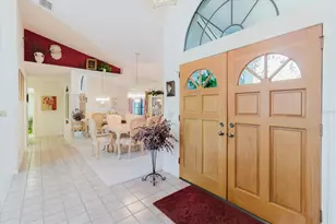 802 Centerwood Dr, Tarpon Springs, FL 34688 - Photo 10