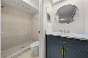 3880 34th Ave S, Saint Petersburg, FL 33711 - Photo 20