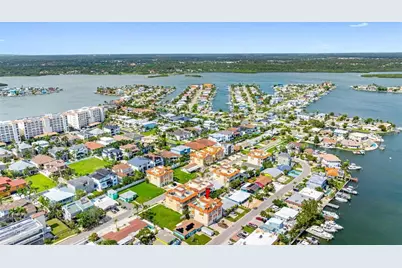 146 175th Terrace Drive E, Redington Shores, FL 33708 - Photo 48