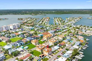 146 175th Terrace Dr E, Redington Shores, FL 33708 - Photo 48