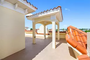 146 175th Terrace Dr E, Redington Shores, FL 33708 - Photo 38