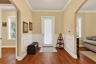 10703 Barefoot Ln, Thonotosassa, FL 33592 - Photo 4