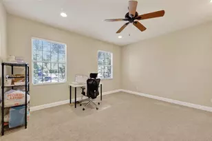 10703 Barefoot Ln, Thonotosassa, FL 33592 - Photo 48