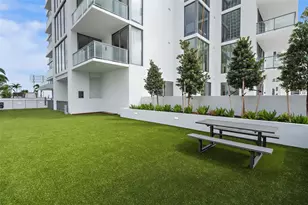 301 1st St S, Saint Petersburg, FL 33701 - Photo 46