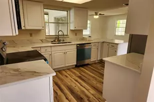 14137 Prospect St, Spring Hill, FL 34609 - Photo 2