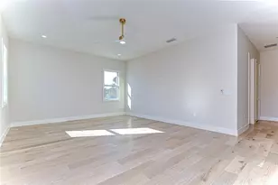 1808 W Erna Dr, Tampa, FL 33603 - Photo 40