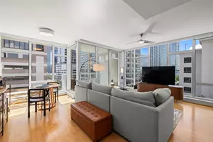 145 2nd Ave S, Saint Petersburg, FL 33701 - Photo 4