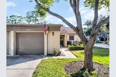 2504 Oak Circle, Tarpon Springs, FL 34689 - Photo 2