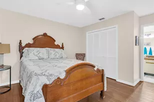 2504 Oak Cir, Tarpon Springs, FL 34689 - Photo 16