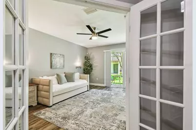 3174 Bayshore Oaks Drive, Tampa, FL 33611 - Photo 10