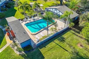 1126 King Arthur Ct, Dunedin, FL 34698 - Photo 32