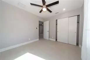 2004 1st St SE, Saint Petersburg, FL 33705 - Photo 16