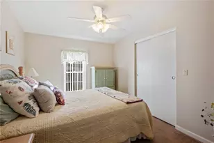 37338 Sandra Ave, Zephyrhills, FL 33542 - Photo 24