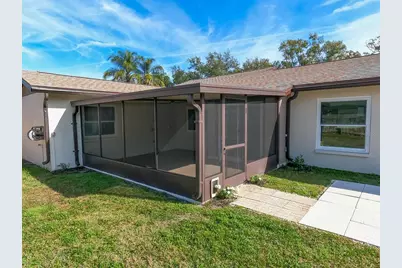 15704 Country Lake Drive, Tampa, FL 33624 - Photo 10