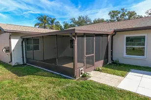 15704 Country Lake Dr, Tampa, FL 33624 - Photo 10