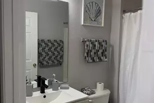 10764 70th Ave, Seminole, FL 33772 - Photo 28