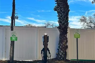 10764 70th Ave, Seminole, FL 33772 - Photo 4