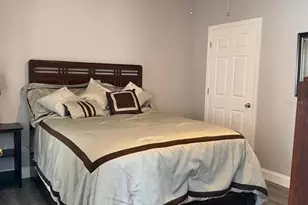 10764 70th Ave, Seminole, FL 33772 - Photo 16