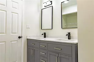 9209 Kingsridge Dr, Temple Terrace, FL 33637 - Photo 8