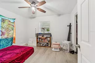 610 16th Ave S, Saint Petersburg, FL 33701 - Photo 18