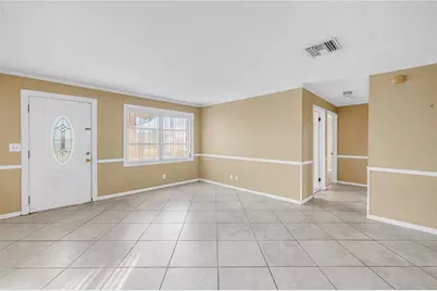 9840 Mainlands Boulevard W, Pinellas Park, FL 33782 - Photo 4